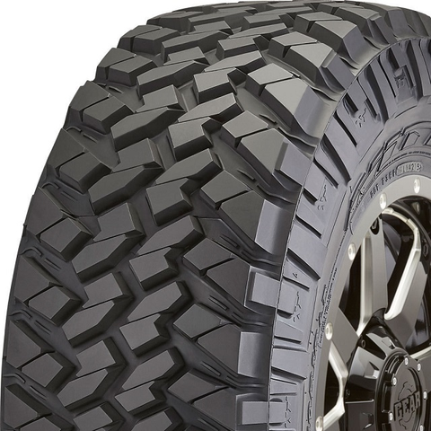 Llanta LT295/60R20 Nitto NTGTT Trail Grappler M/T 126Q